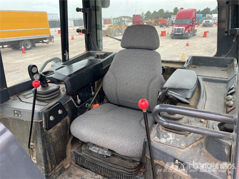 John Deere 750K LGP Crawler dozers