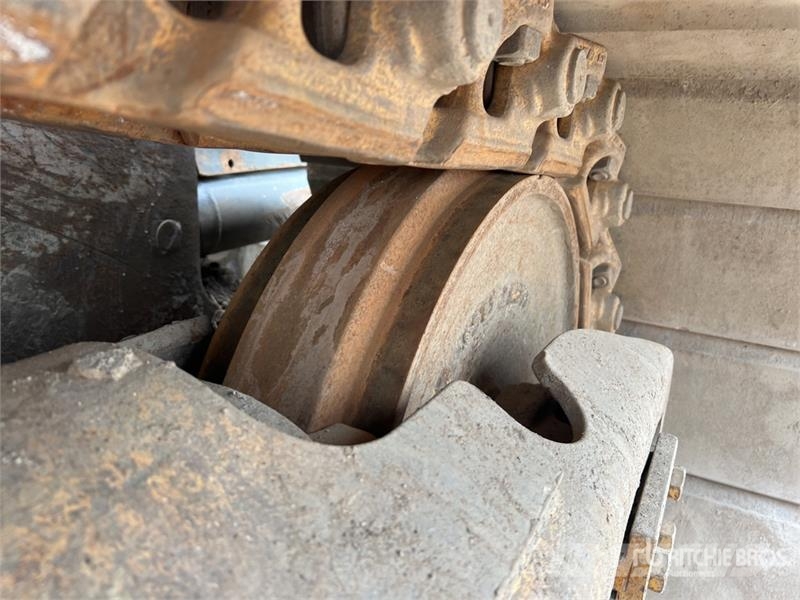 John Deere 750K LGP Crawler dozers