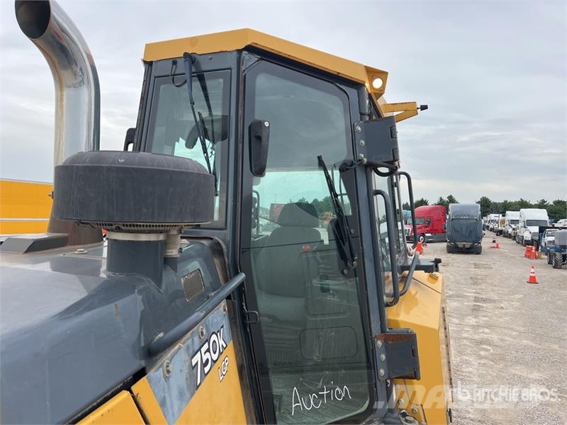 John Deere 750K LGP Crawler dozers