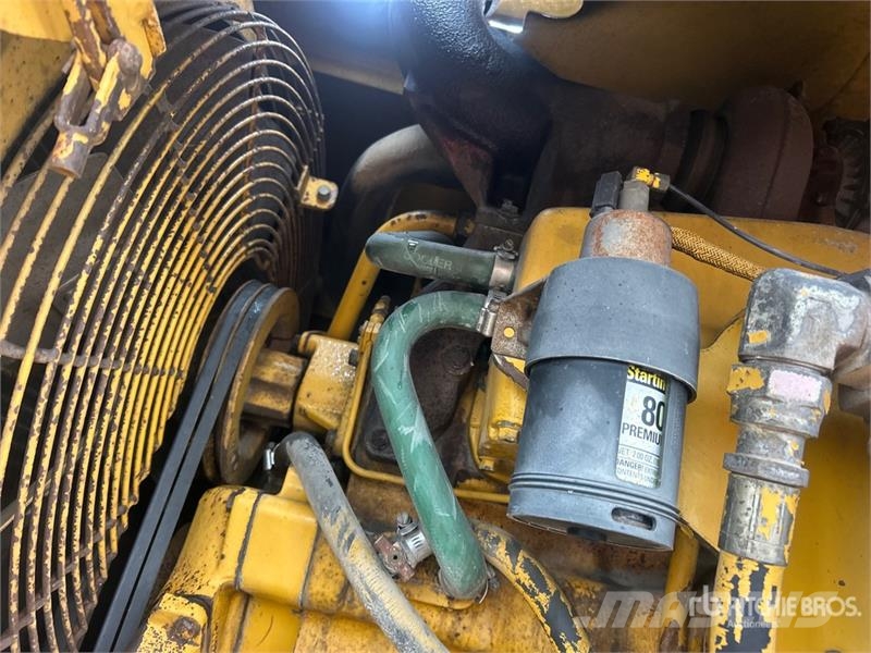 John Deere 770BH Graders