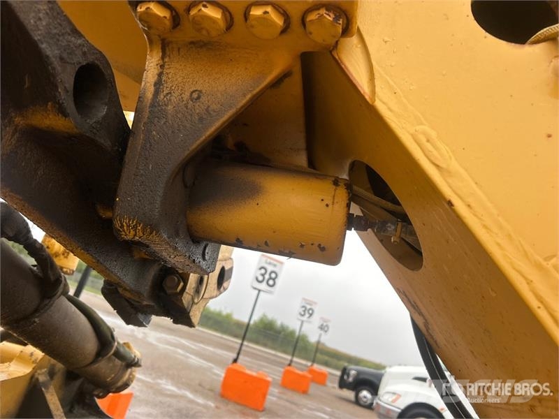 John Deere 770BH Graders