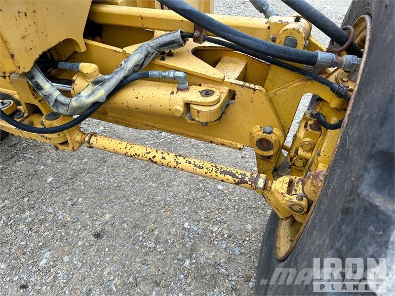 John Deere 772 AWD Motor Grader Грейдери