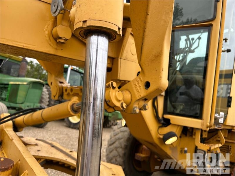 John Deere 772 AWD Motor Grader Грейдери