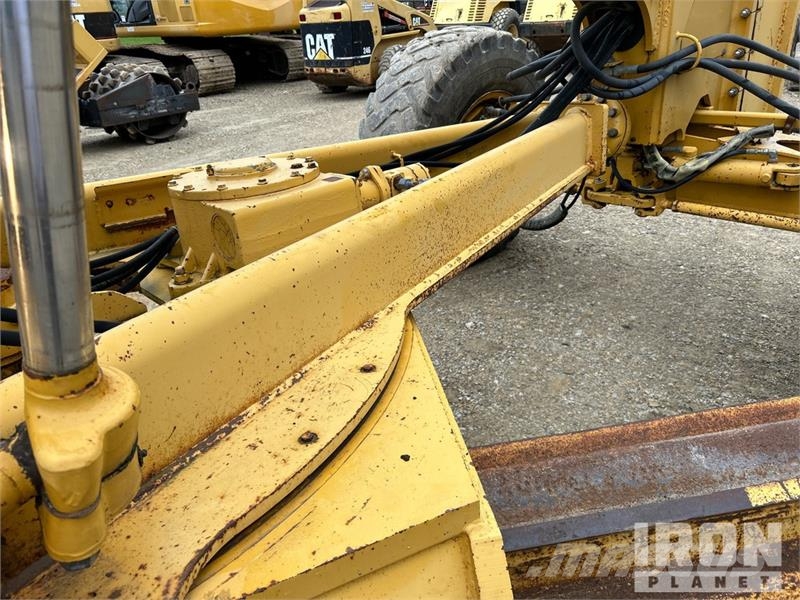 John Deere 772 AWD Motor Grader Грейдери