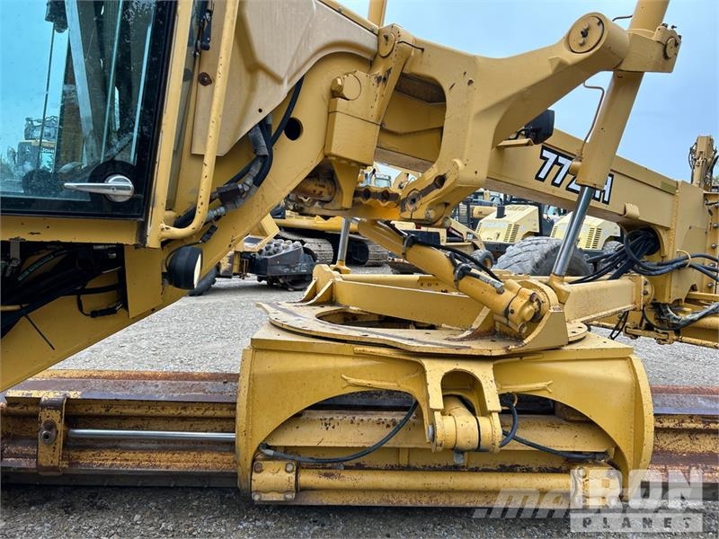 John Deere 772 AWD Motor Grader Грейдери