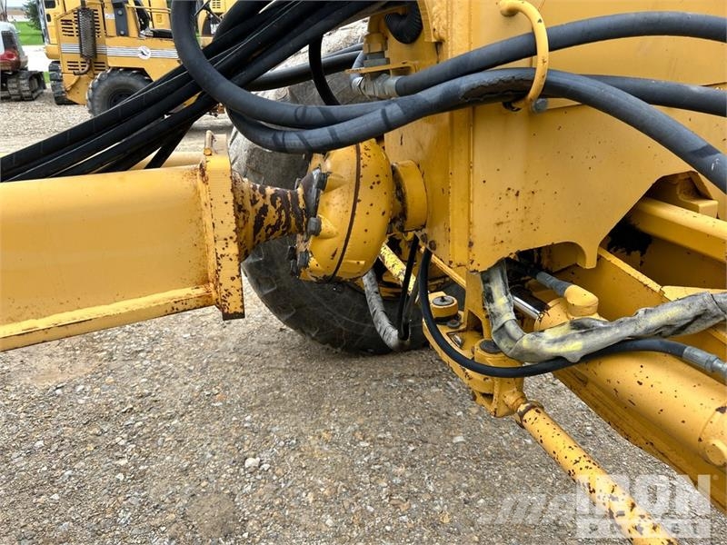 John Deere 772 AWD Motor Grader Грейдери