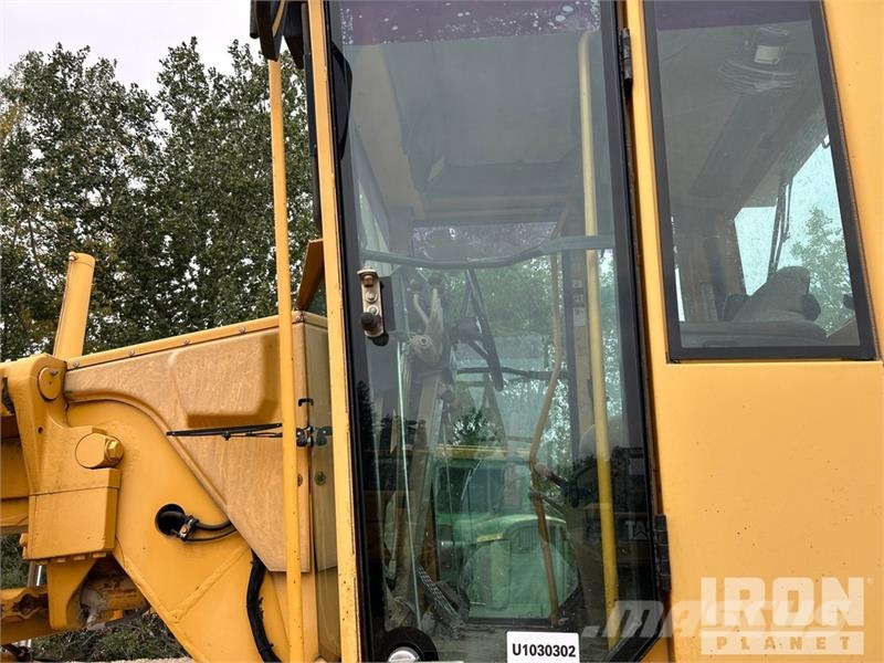 John Deere 772 AWD Motor Grader Грейдери