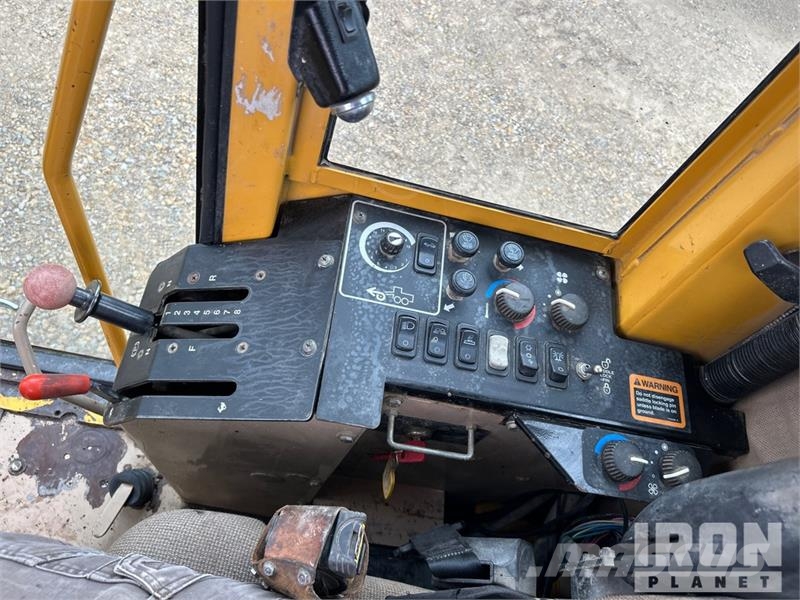 John Deere 772 AWD Motor Grader Грейдери