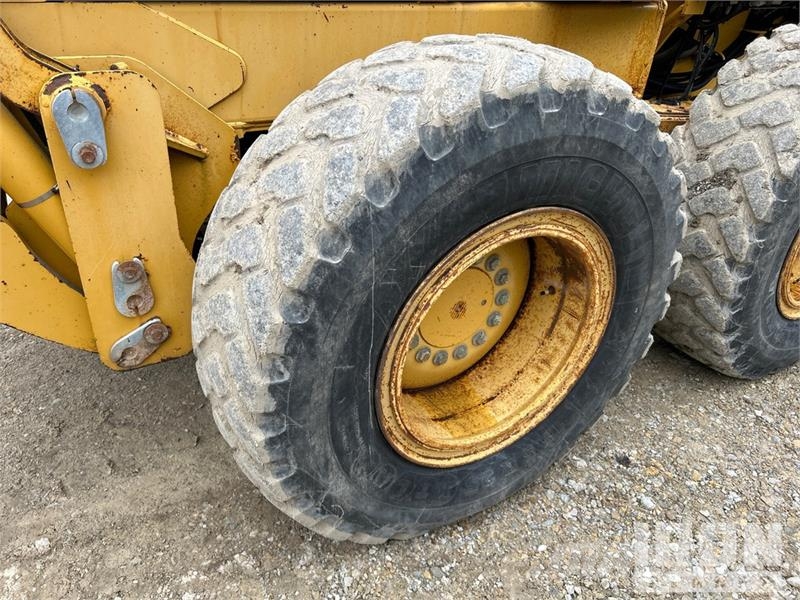 John Deere 772 AWD Motor Grader Грейдери
