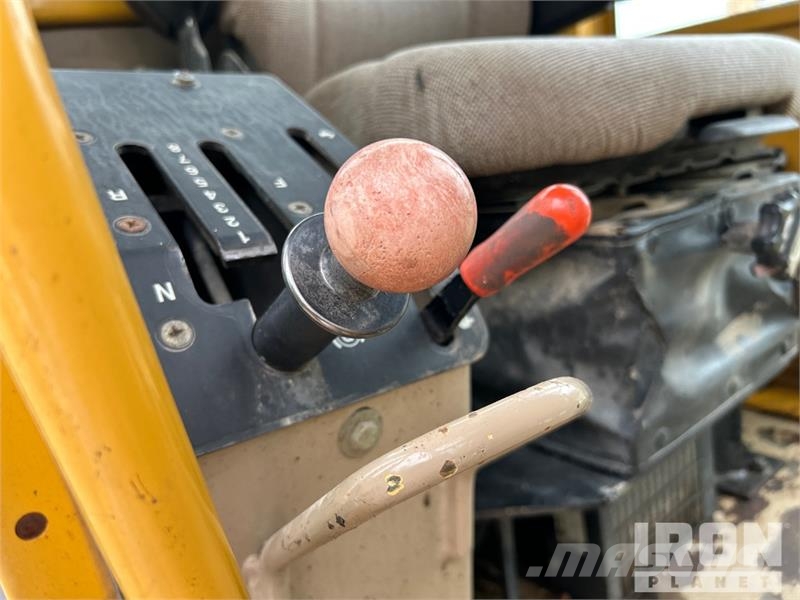 John Deere 772CH معدات تمهيد الطرق