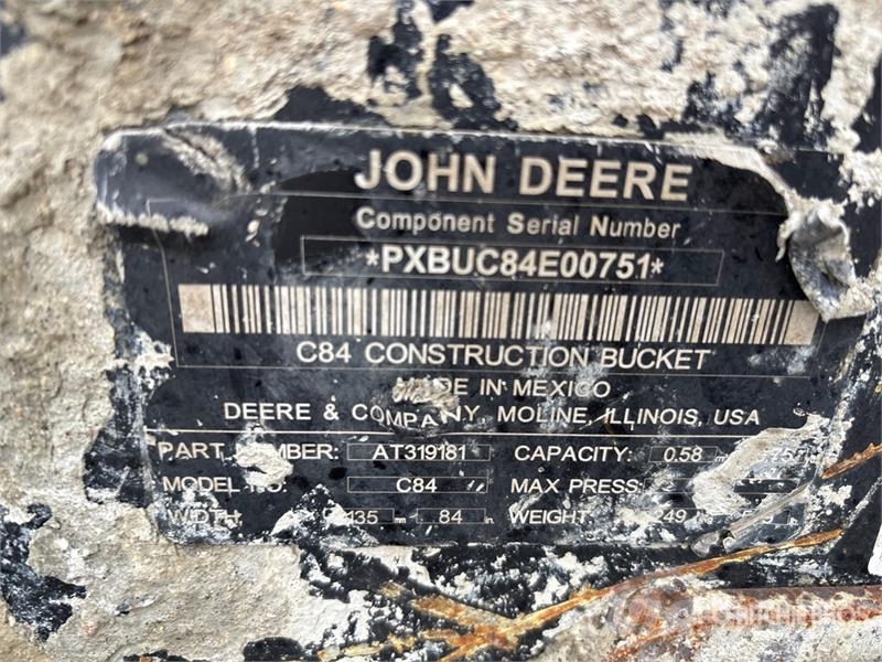 John Deere 84 in General Purpose Skid Steer Bucket 버켓