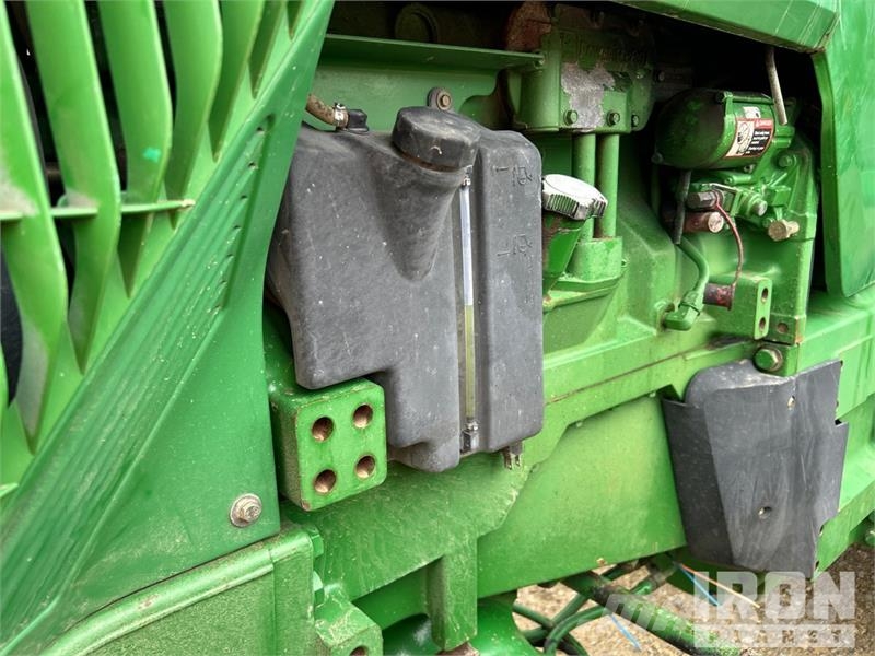 John Deere 8410 4WD Tractor Tractors