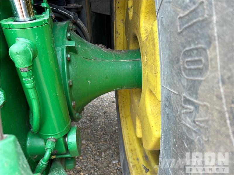 John Deere 8410 4WD Tractor Tractors