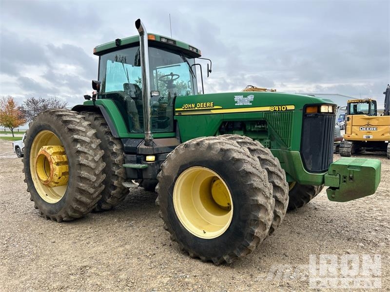 John Deere 8410 4WD Tractor Tractors
