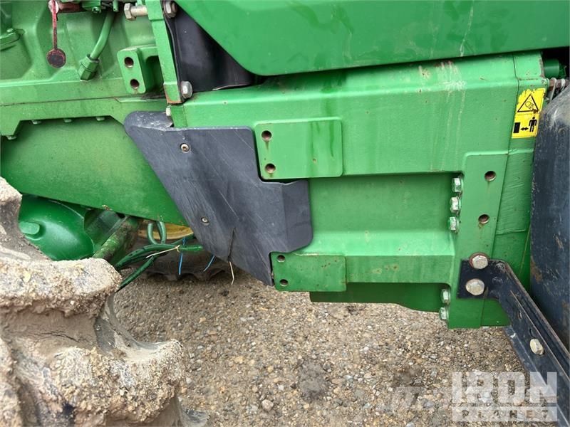 John Deere 8410 4WD Tractor Tractors