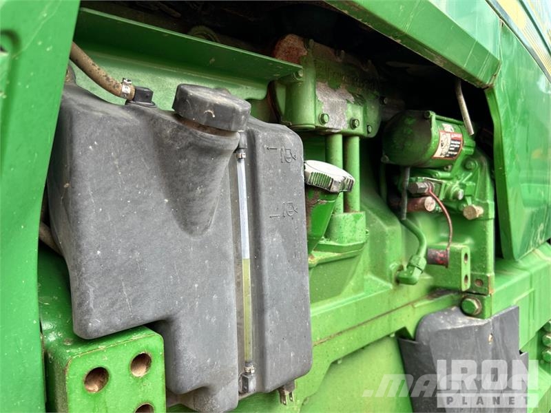 John Deere 8410 4WD Tractor Tractors