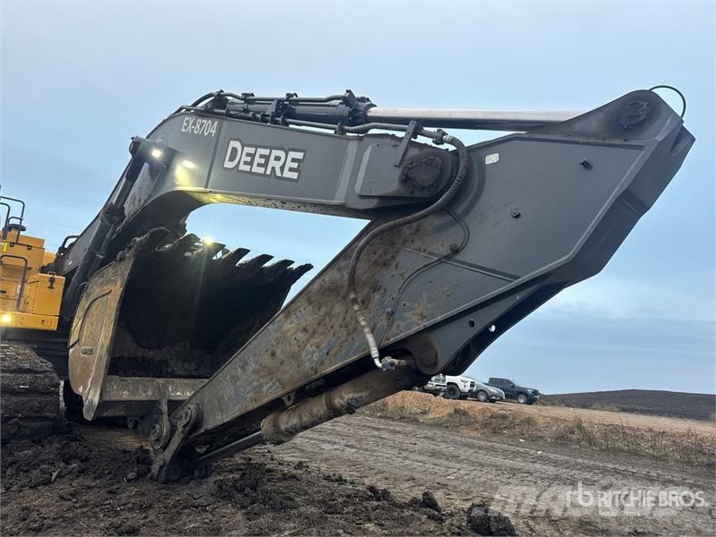 John Deere 870 P-Tier Гусеничні екскаватори