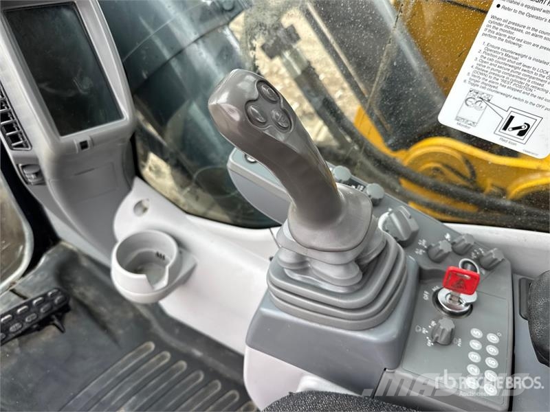 John Deere 870 P-Tier Koparki gąsienicowe