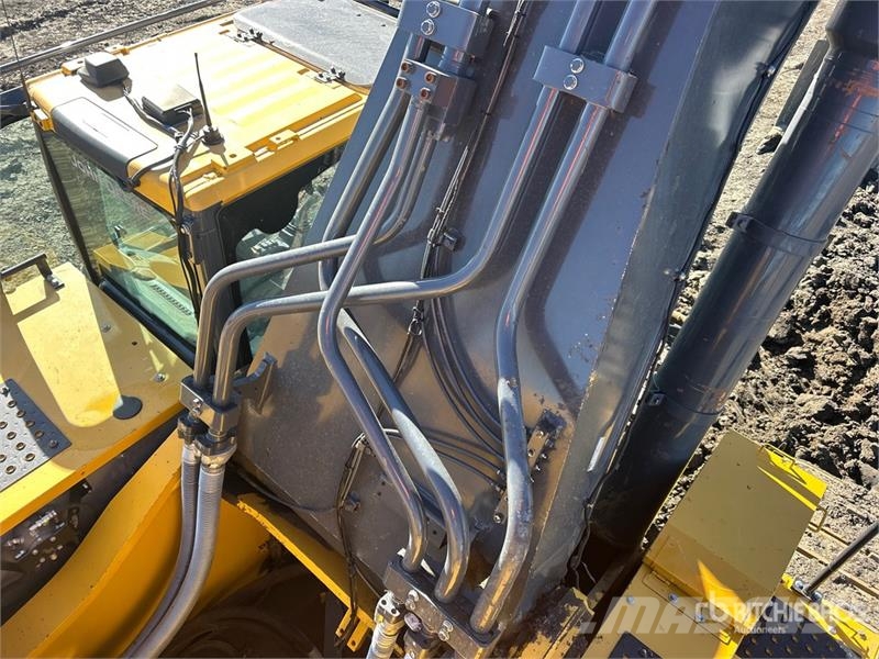 John Deere 870 P-Tier Vikšriniai ekskavatoriai