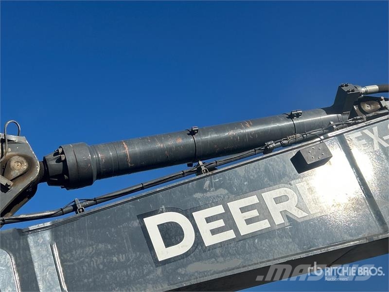 John Deere 870 P-Tier Vikšriniai ekskavatoriai