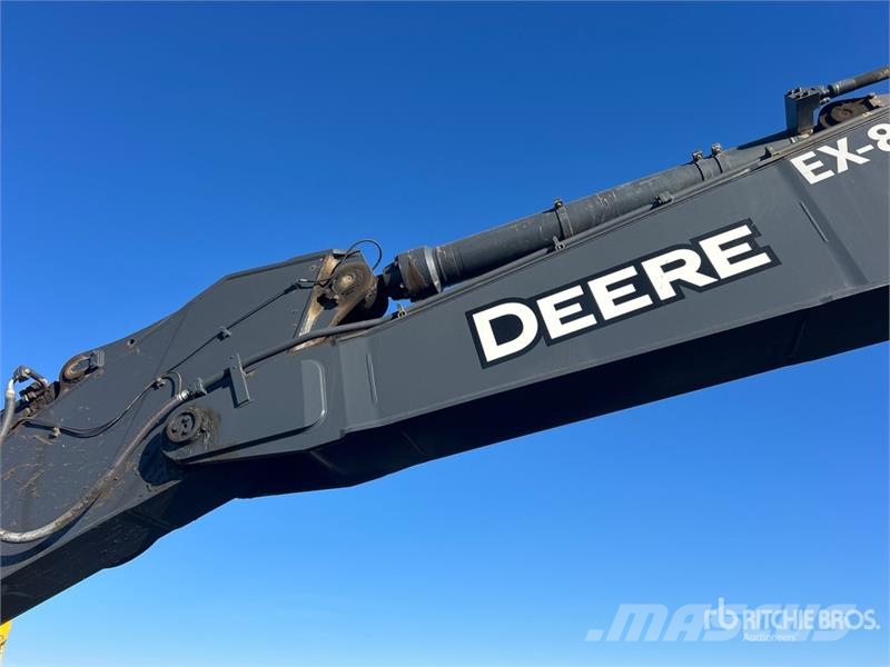 John Deere 870 P-Tier Vikšriniai ekskavatoriai