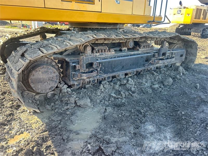 John Deere 870 P-Tier Vikšriniai ekskavatoriai