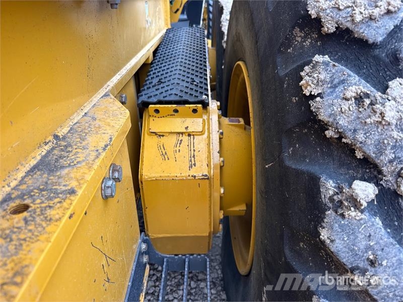 John Deere 872G Graders