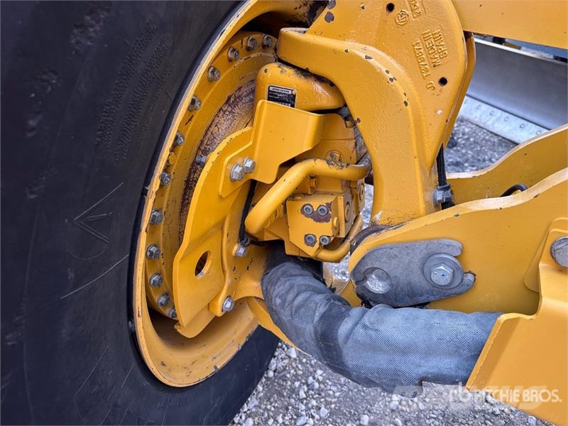 John Deere 872G Graders