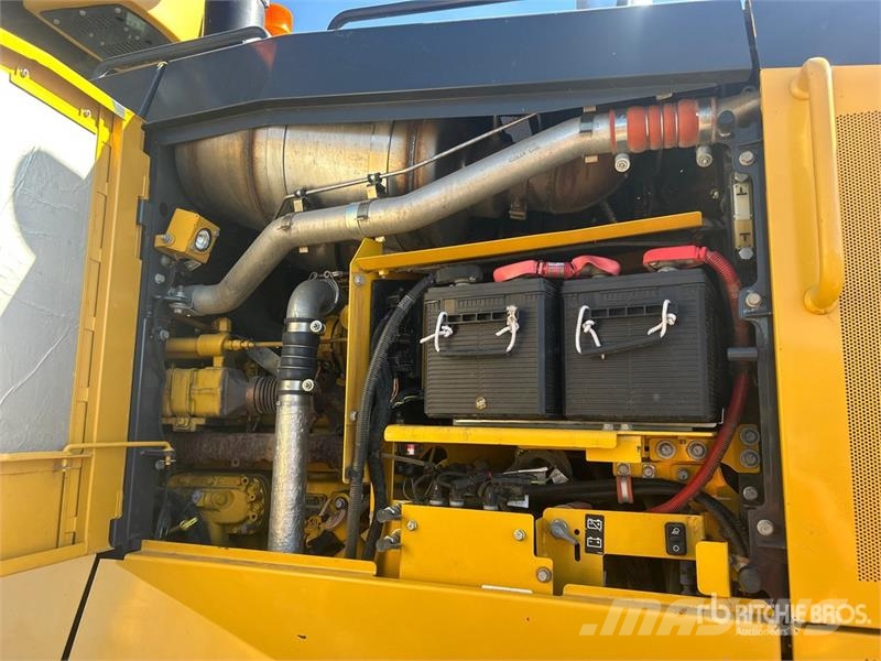 John Deere 872G Grader