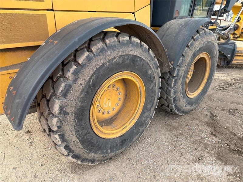 John Deere 872G 平地机/推土机