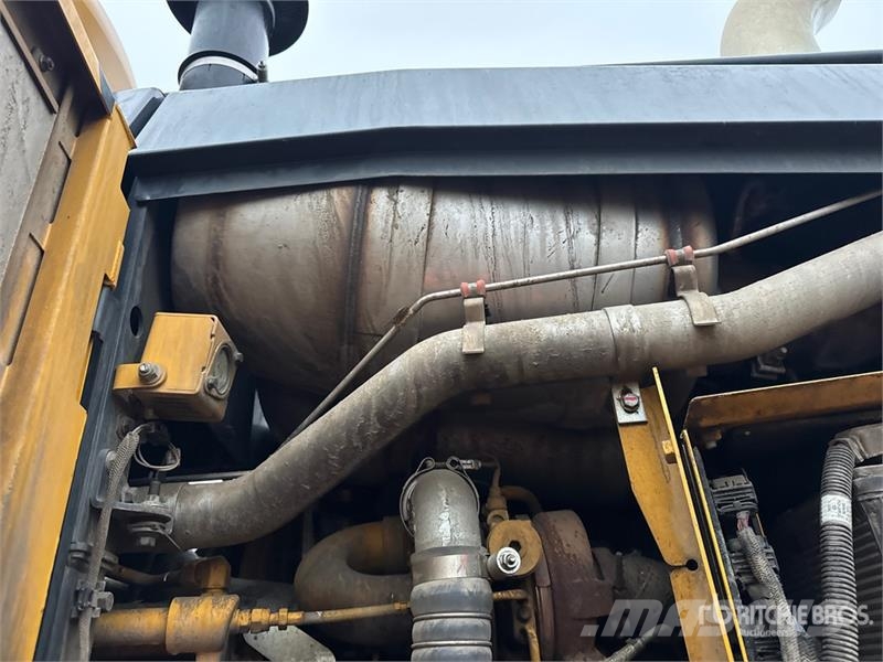 John Deere 872G Tiehöylät