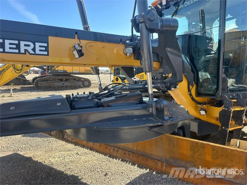 John Deere 872G Grader