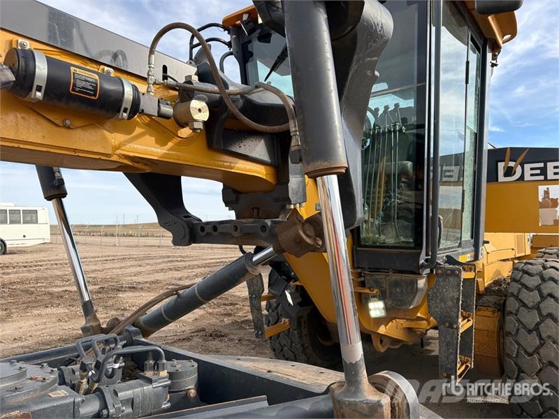John Deere 872G 平地机/推土机