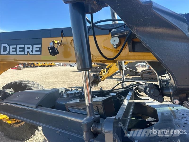 John Deere 872G Grader