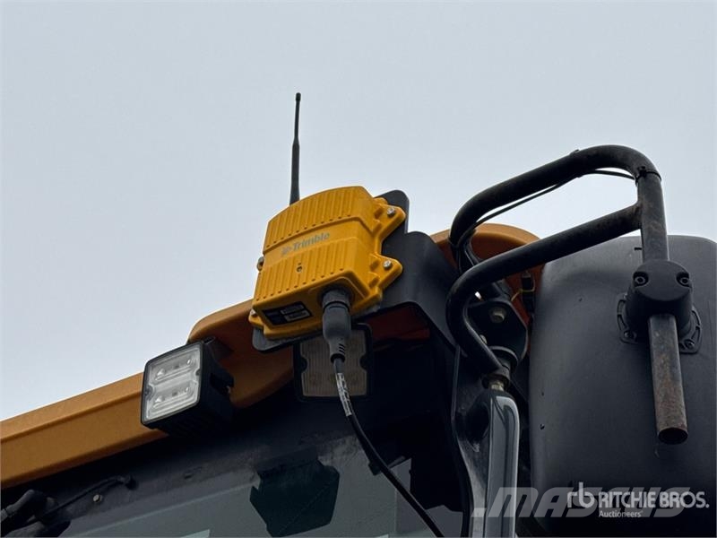 John Deere 872G Tiehöylät