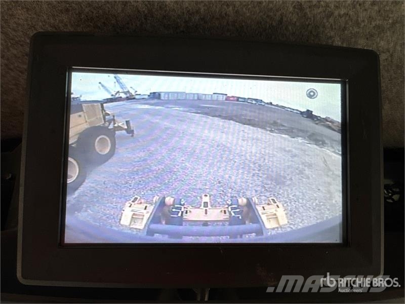John Deere 872G Graders