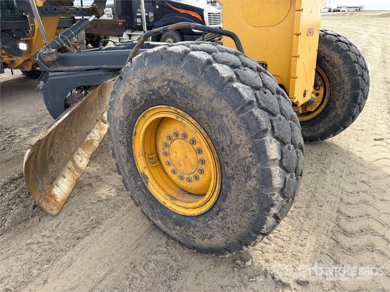 John Deere 872G 平地机/推土机