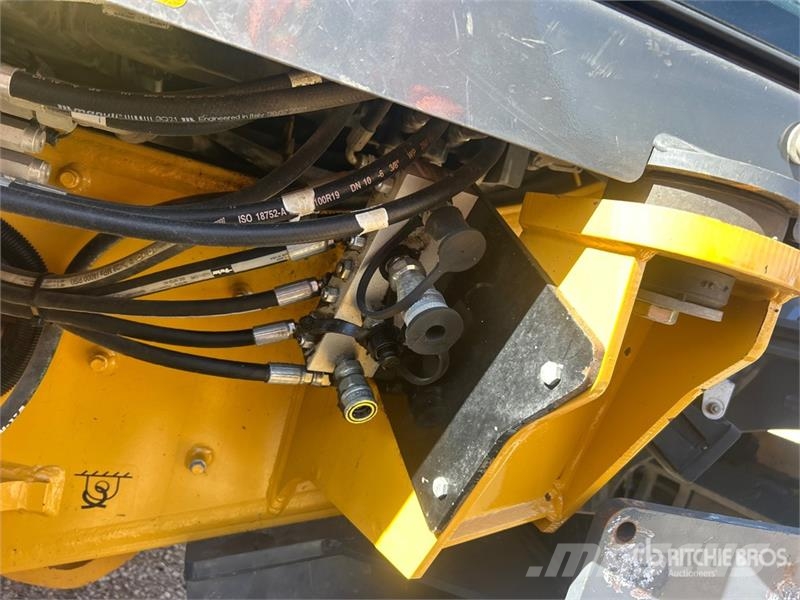 John Deere 872G Grader