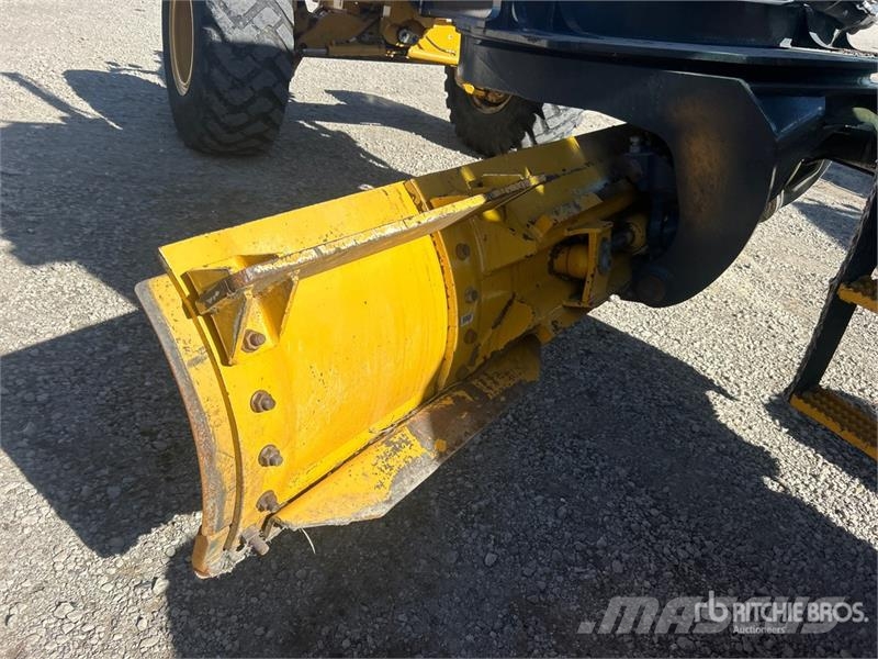 John Deere 872G Grader