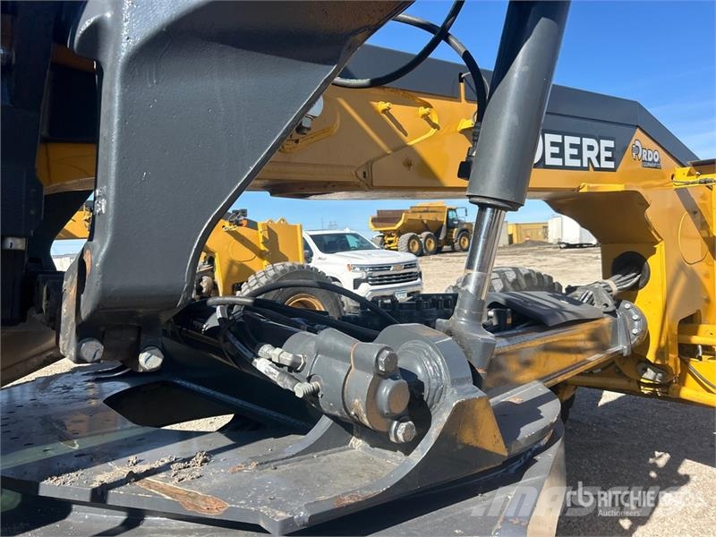 John Deere 872G Grader