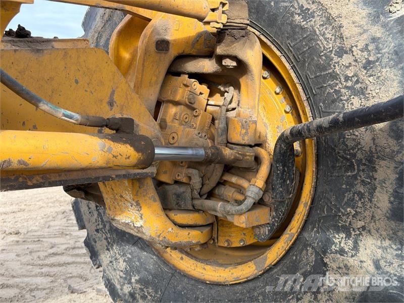 John Deere 872G 平地机/推土机