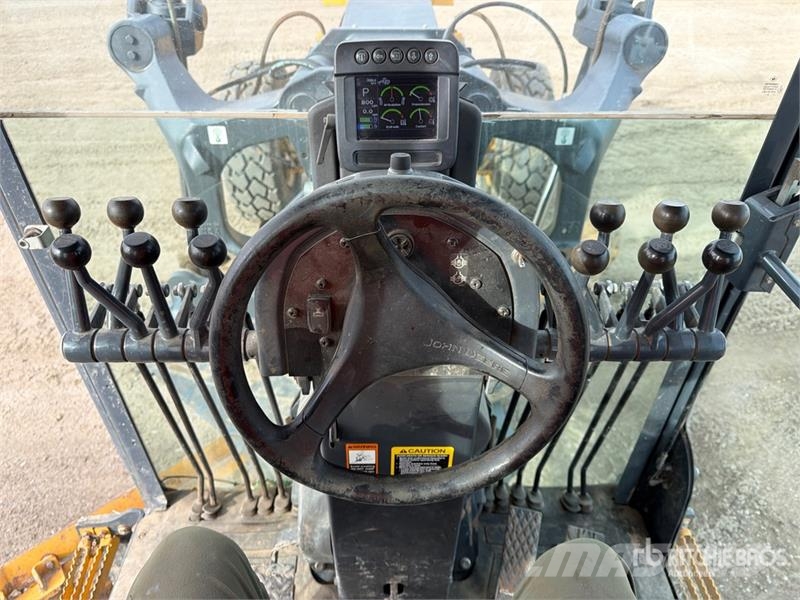 John Deere 872G 平地机/推土机