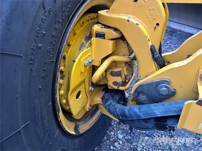 John Deere 872GP AWD Motor Grader 平土機