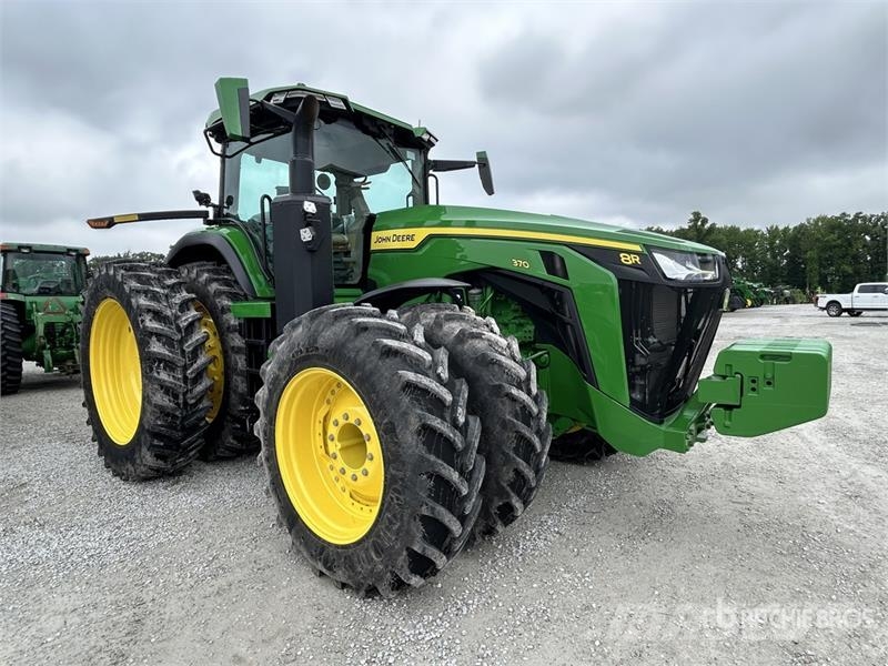ジョンディア/John Deere 8R 370のトラクターをオークションで購入