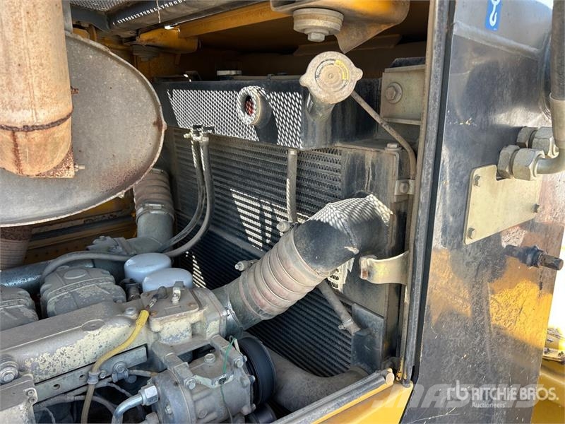 John Deere 950J Crawler dozers