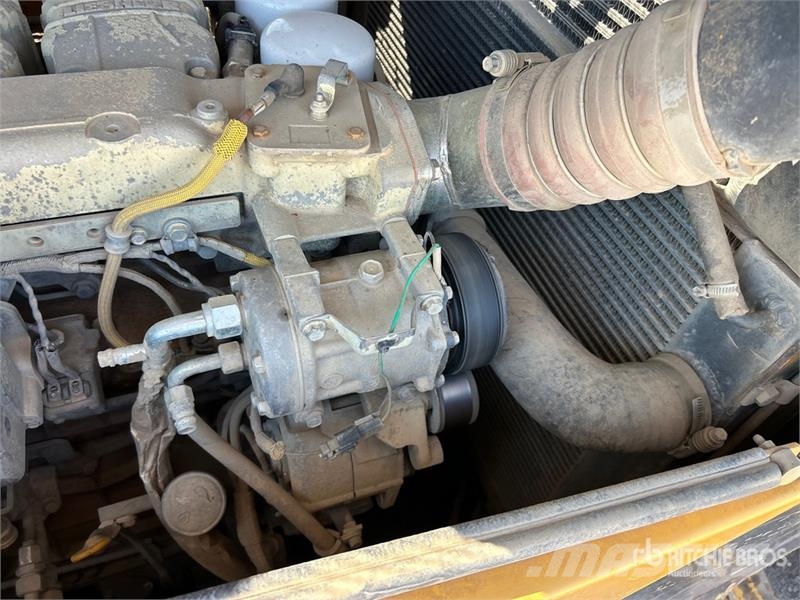 John Deere 950J Crawler dozers