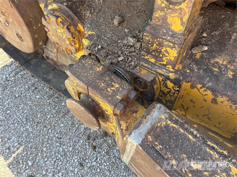 John Deere 950J Crawler dozers