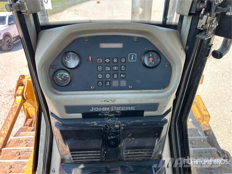 John Deere 950J Crawler dozers