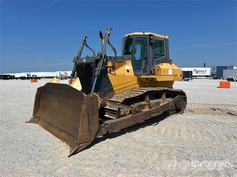 John Deere 950J Crawler dozers
