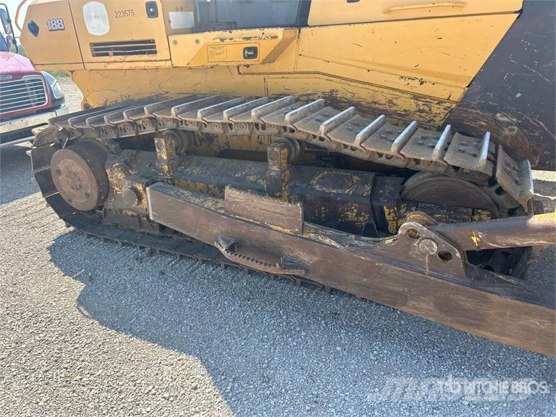 John Deere 950J Crawler dozers